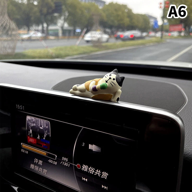 Cute Car Interior Decoration Ornaments Mini Cat Action Figure Auto Dashboard Rearview Mirror Decoration Car Accessories